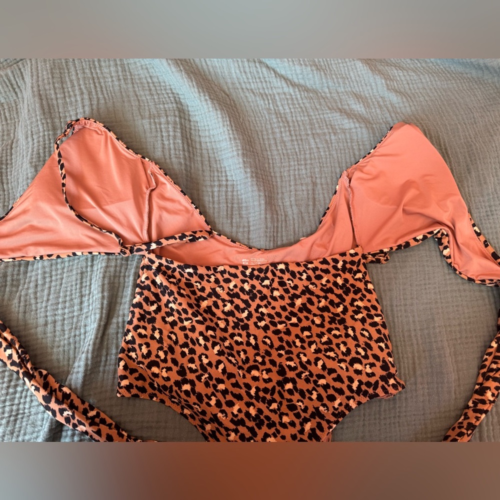 Aerie Leopard Print One Piece Swimsuit - Picture 8 of 8